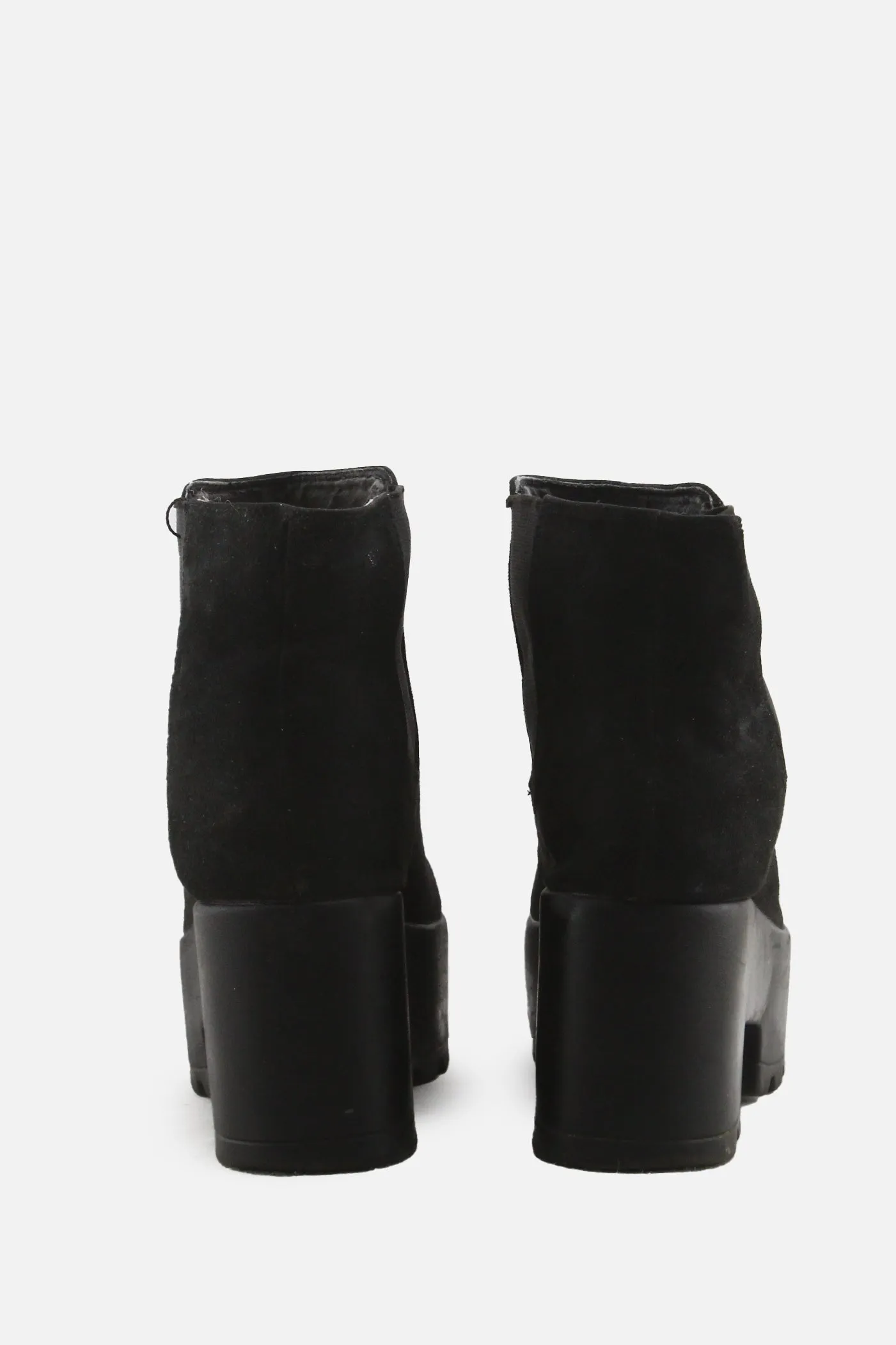 Tinas Stretchable Block Heels Ankle Boots | Suede